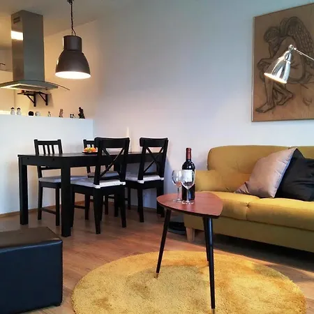 Alfred's Premium * Reykjavik